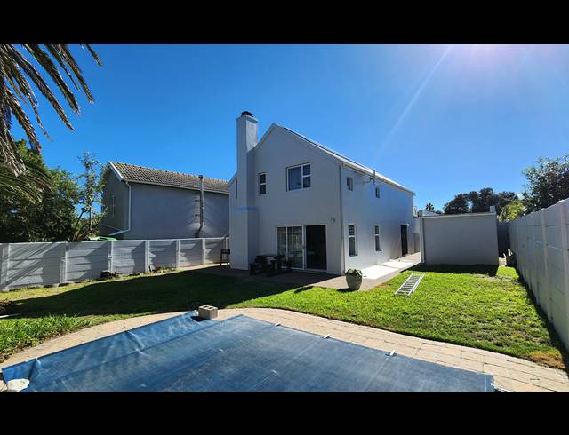 3 bed property to rent in KOMMETJIE